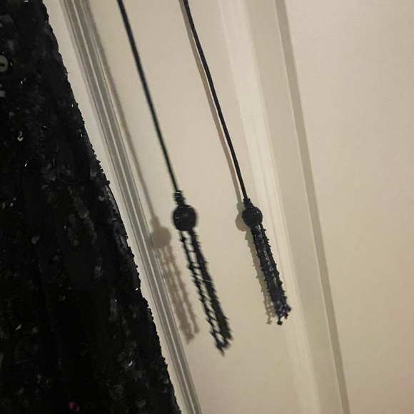 Sherrie Hill black Prom dress 54329 Beaded gown with deep 
V-neckline Sz2 Black - Picture 11 of 16